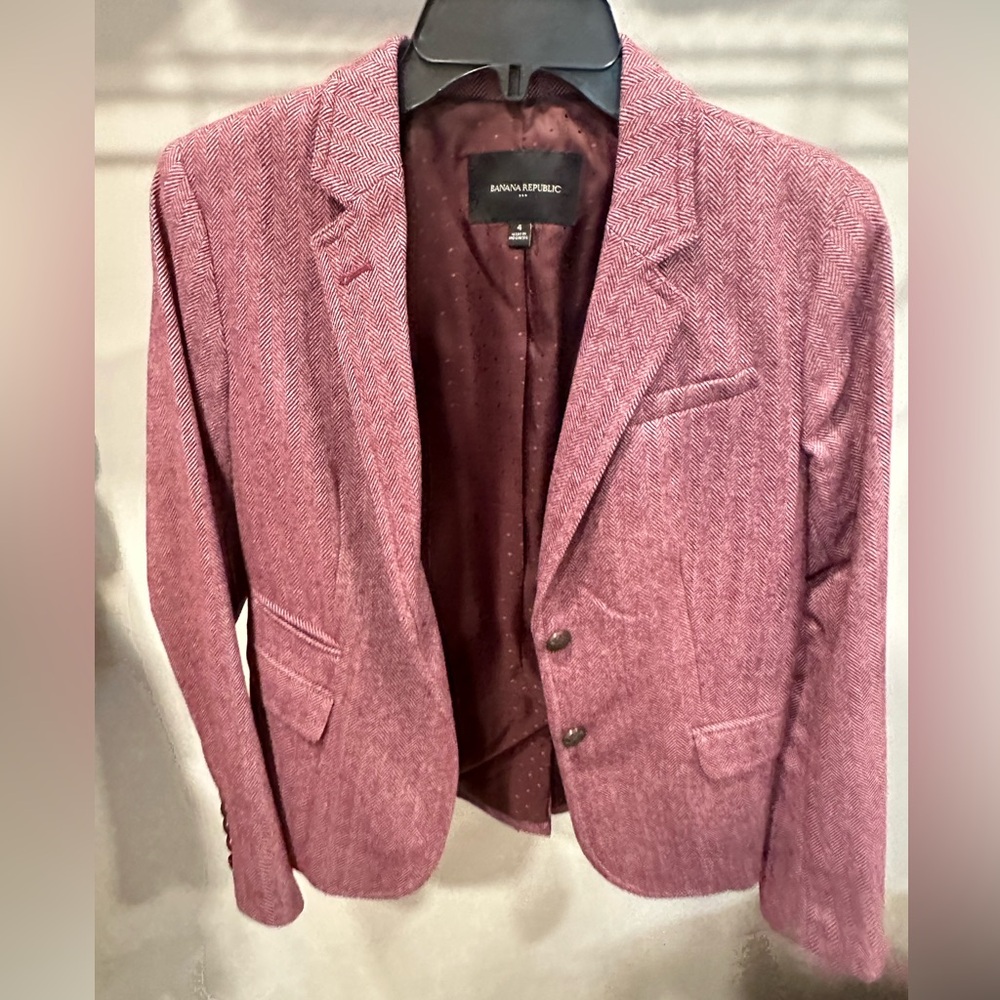 Burgundy tweed blazer